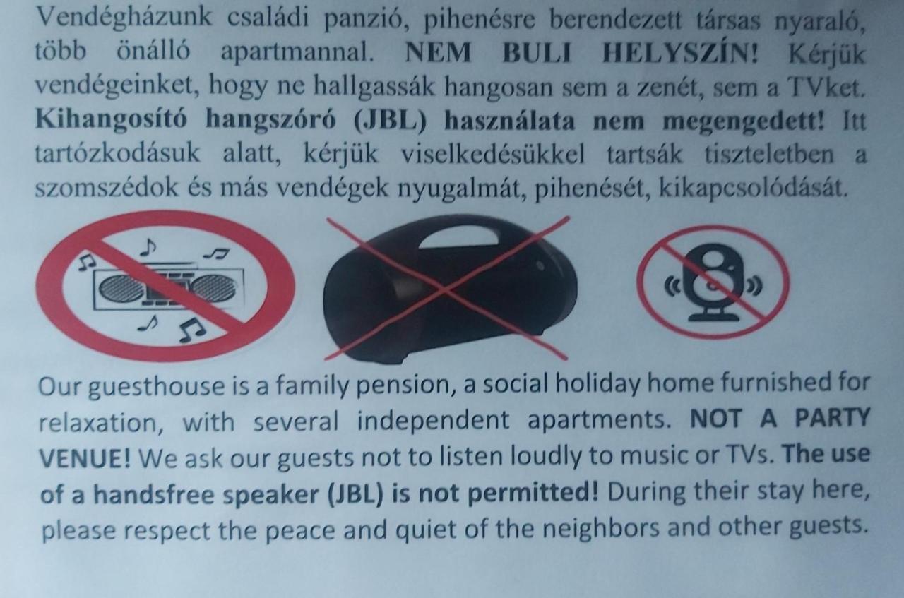 Relax BUNGALOW Terrace, 2 db TERASZOS FAHÁZ Siófok Exterior foto